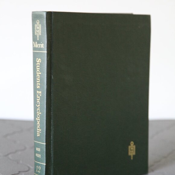 Merit Student Encyclopaedia Vol. 12. - Picture 2 of 3